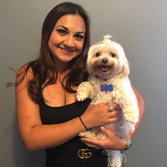 Meet your Posher, Christina - Picture 1 of 1